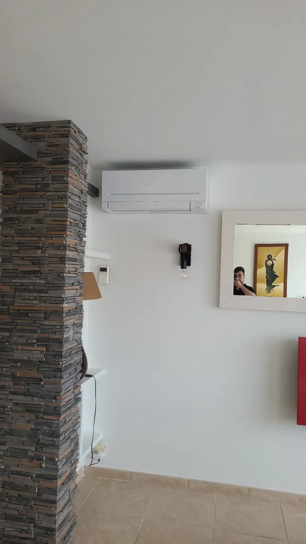 Installation de climatisation réalisée par La Fabrique à Froid — photo 12
